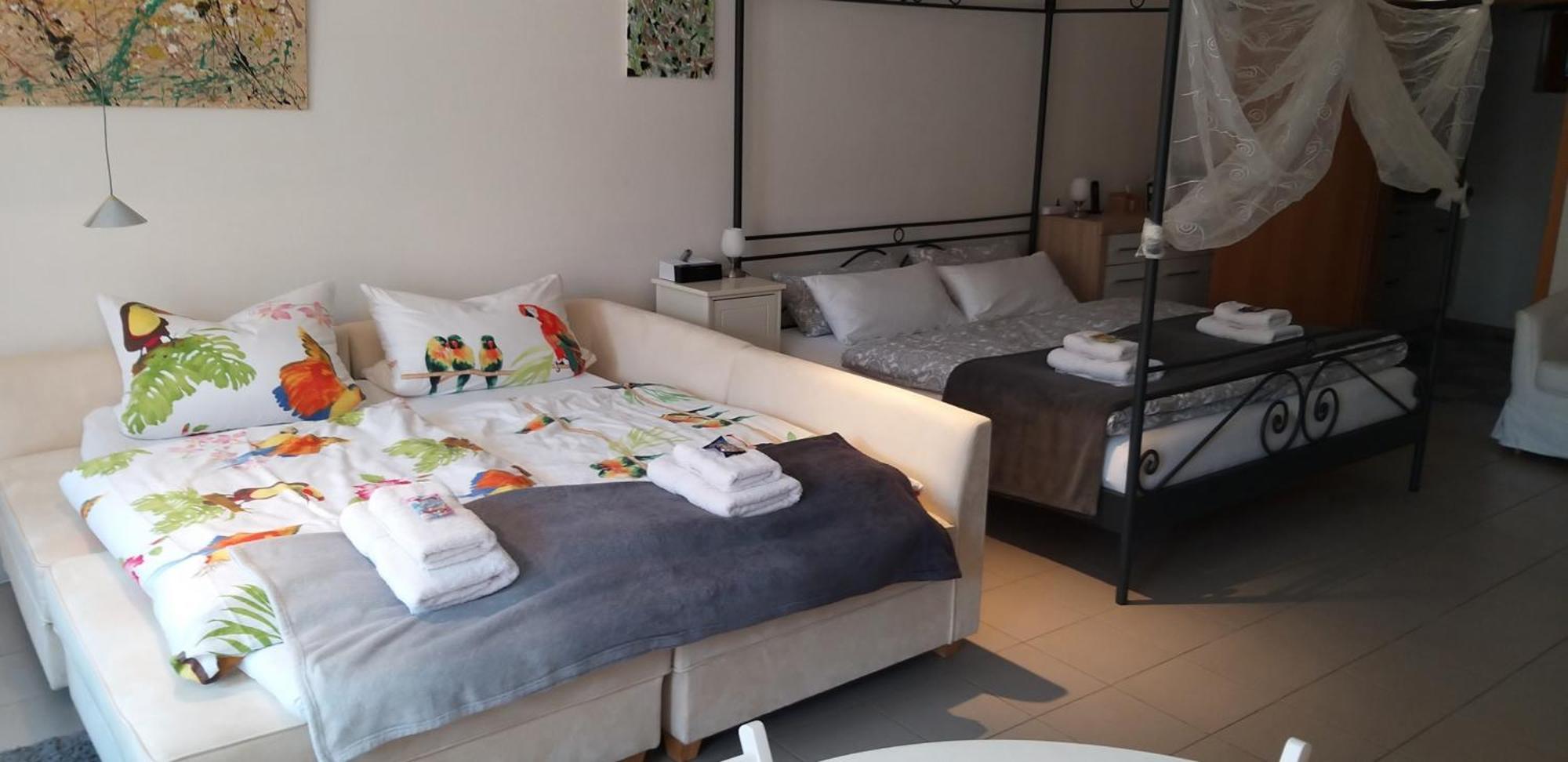 Ferienwohnung Am Backhausgarten フロンハイム エクステリア 写真